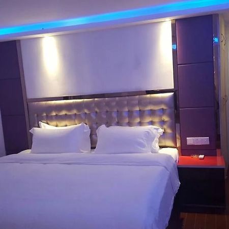 Fuyide Hotel Shenzhen Eksteriør billede