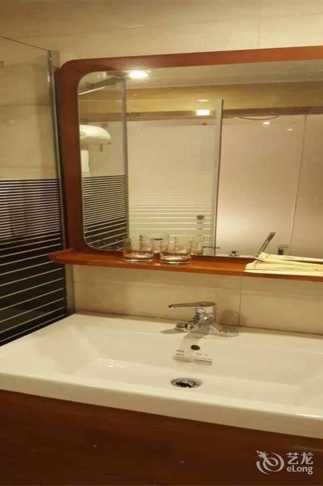 Fuyide Hotel Shenzhen Eksteriør billede